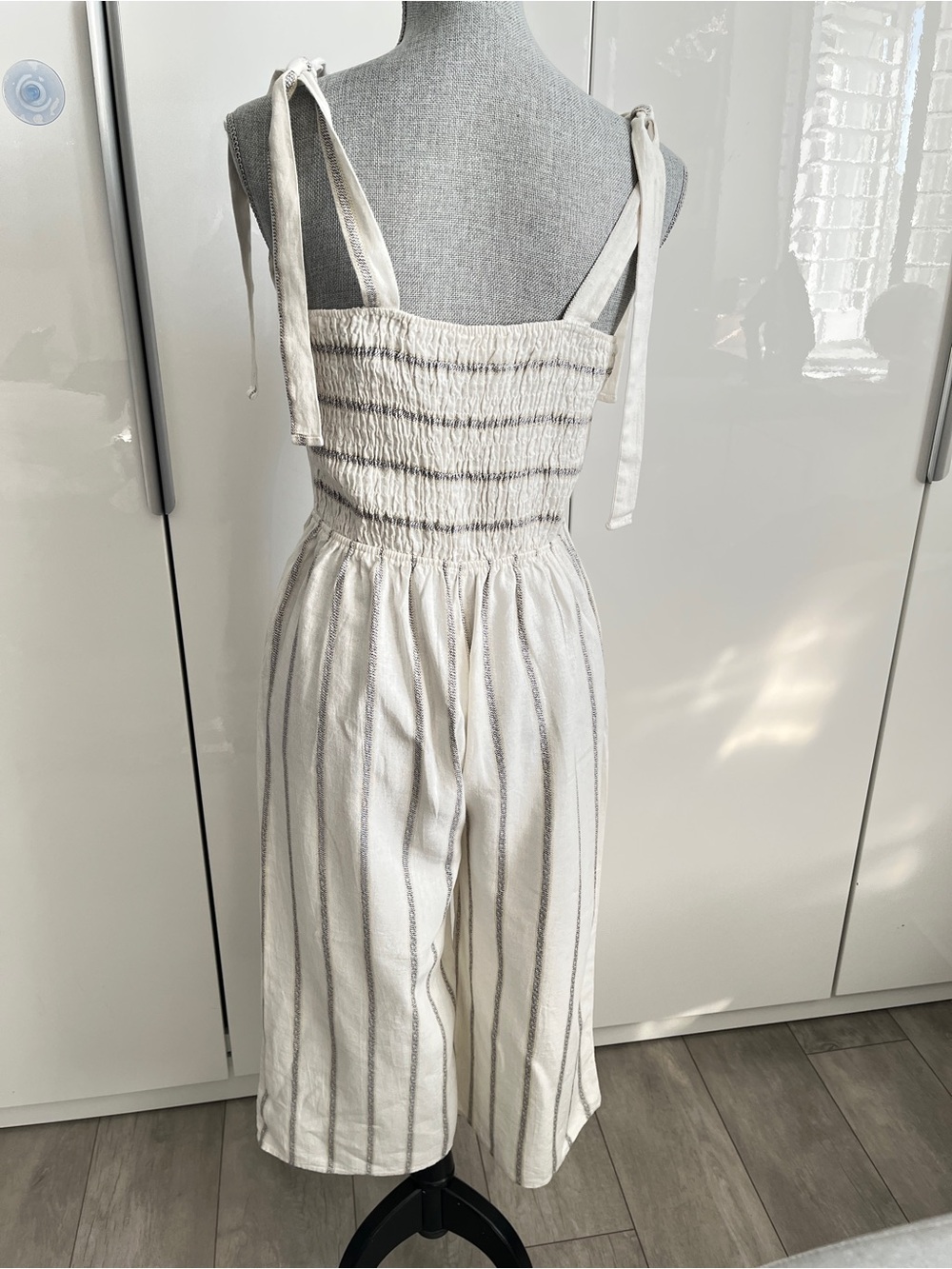 MONTEAU NWOT Women's Cream Linen Striped Tie-Shoulder Jumpsuit, Size L - Picture 5 of 9